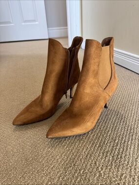 Nine West Tan Suede Pointed Toe Ankle Booties